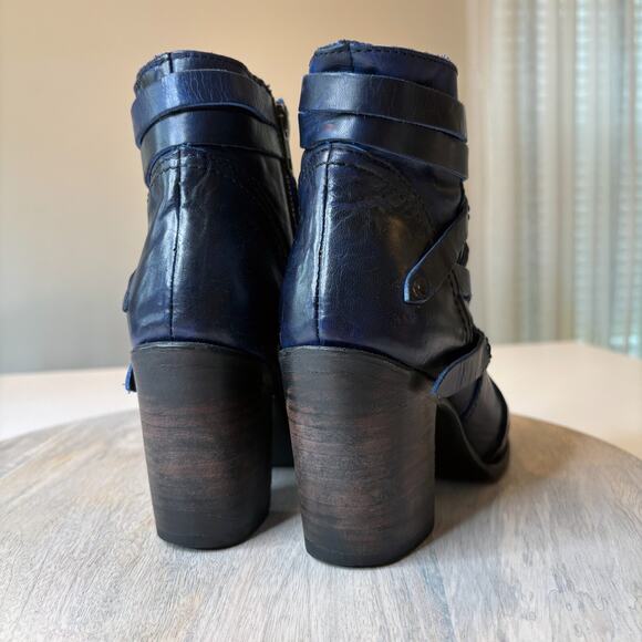 Freebird by Steven Rare Gem Blue Leather Distressed Moto Boots US Size 6 - Picture 7 of 11